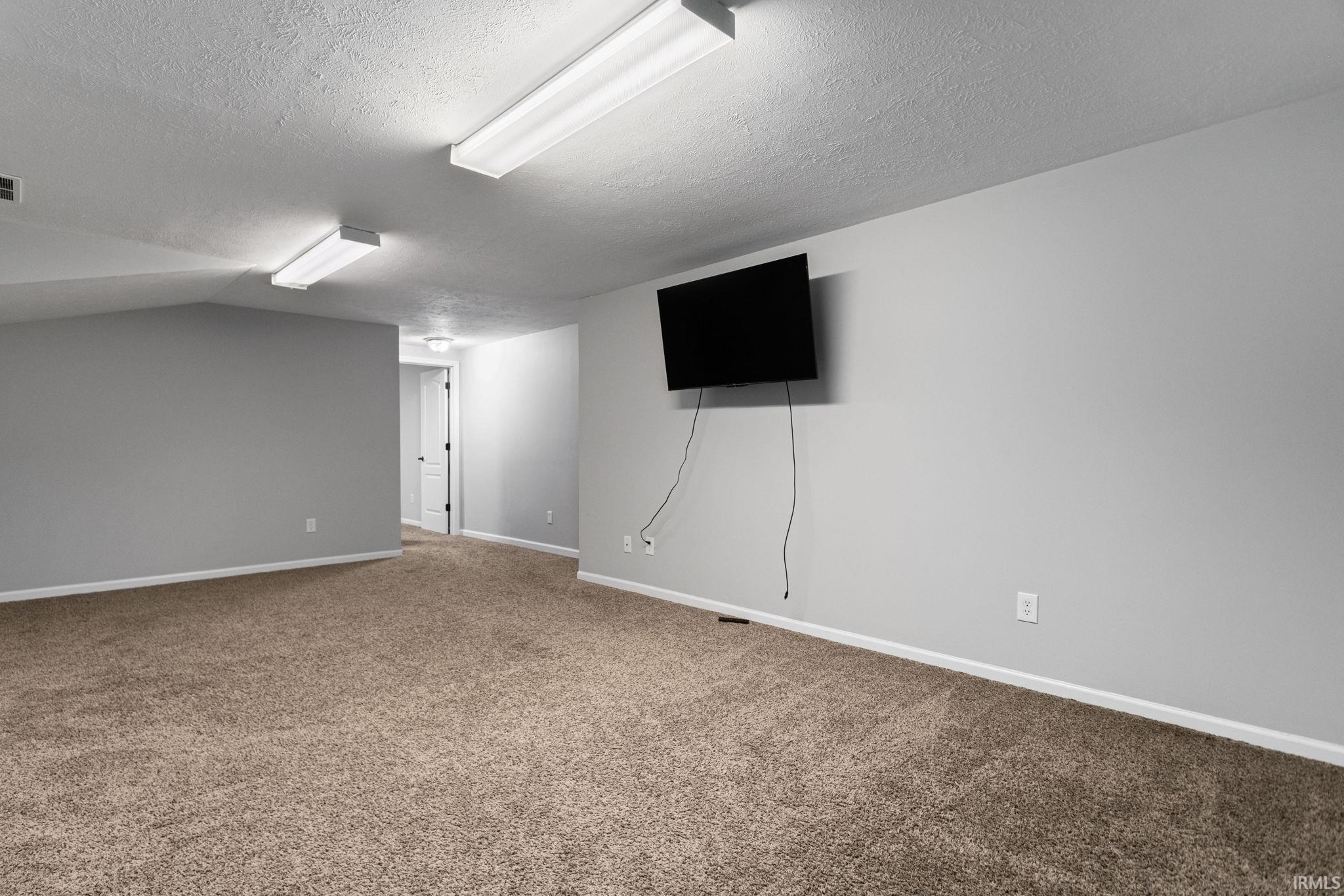 14347 Old Pine Lane Mishawaka IN 46545