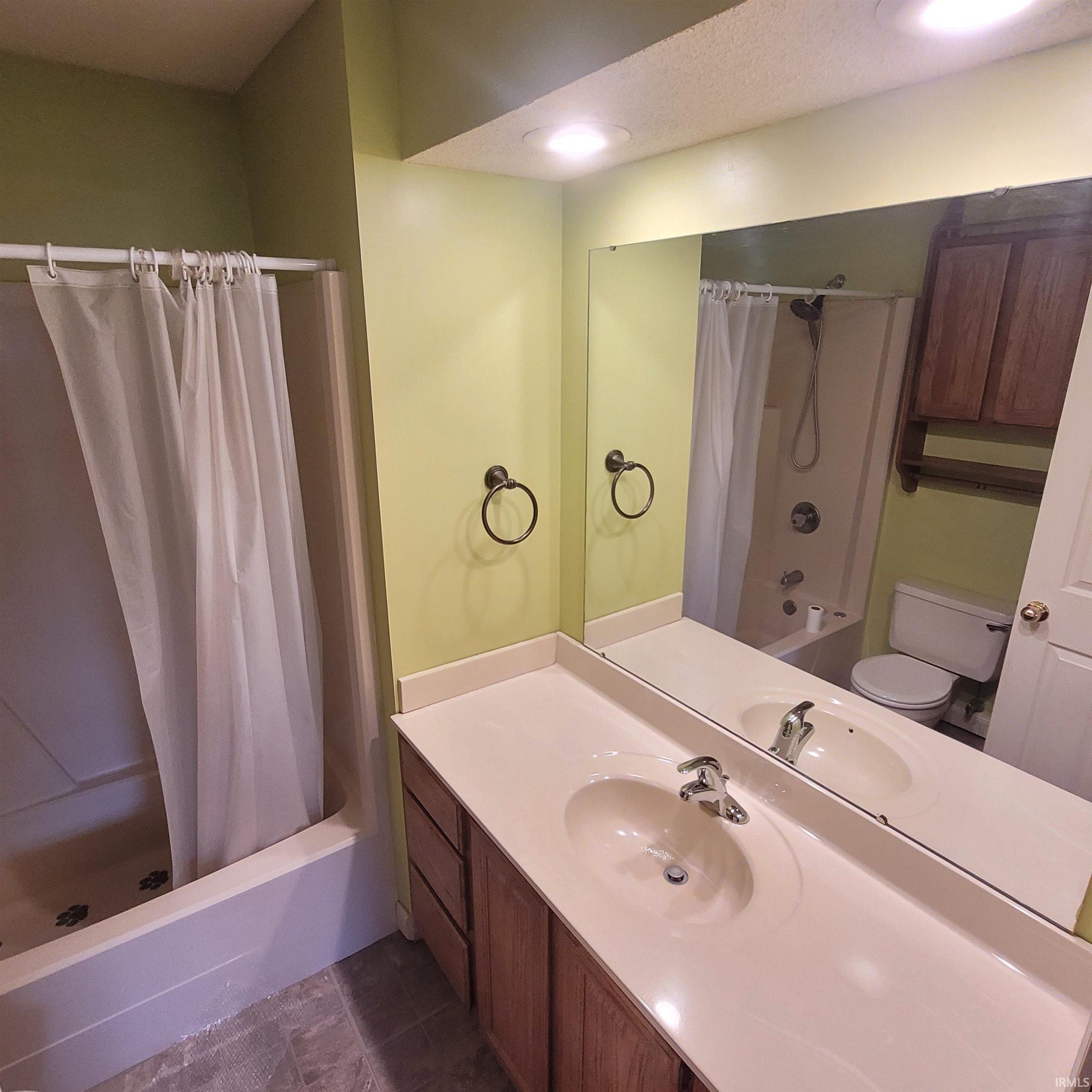 2612 Belknap Lane Mishawaka IN 46544