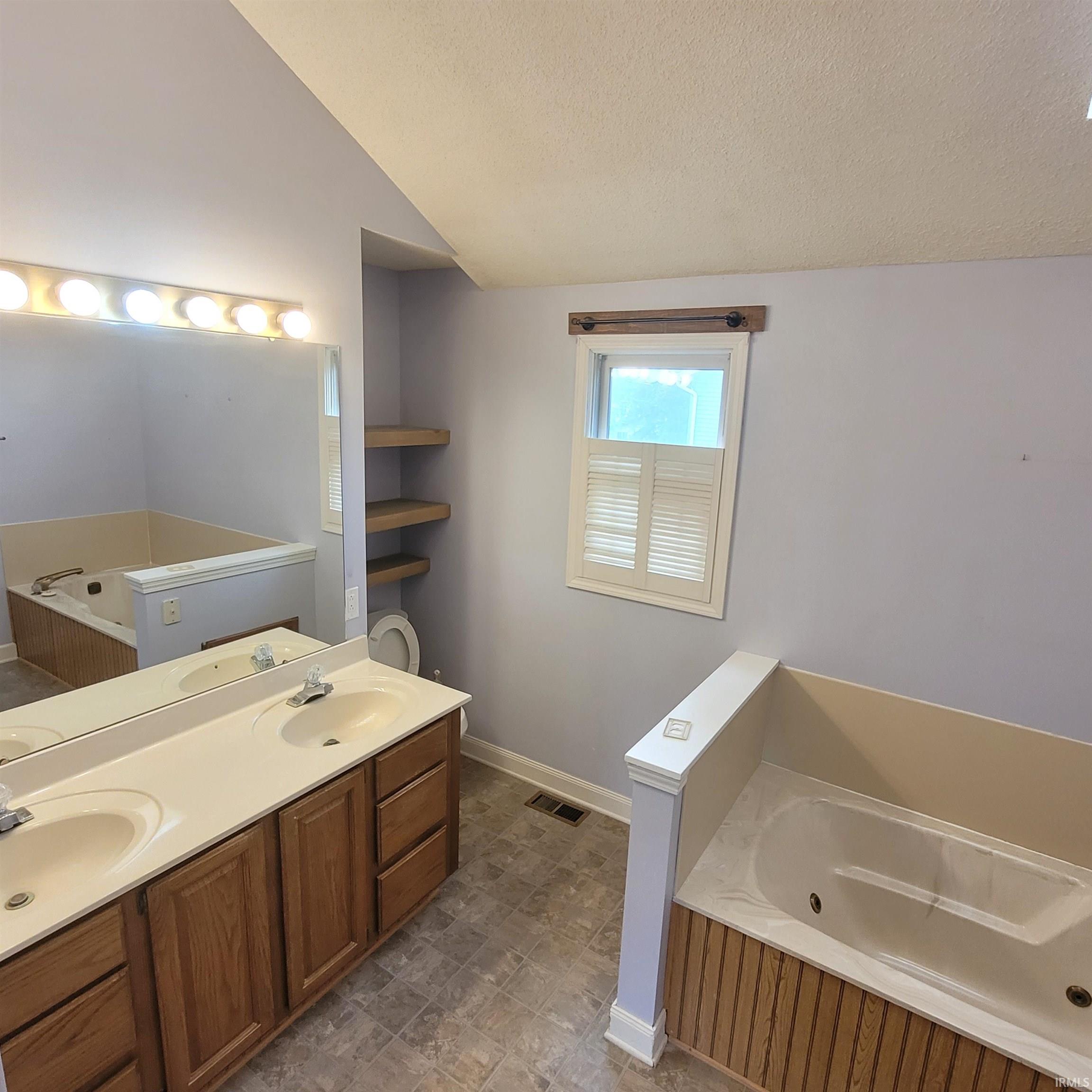 2612 Belknap Lane Mishawaka IN 46544