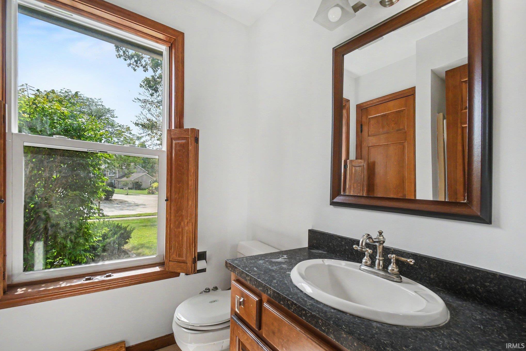1402 Ashton Court Goshen IN 46526