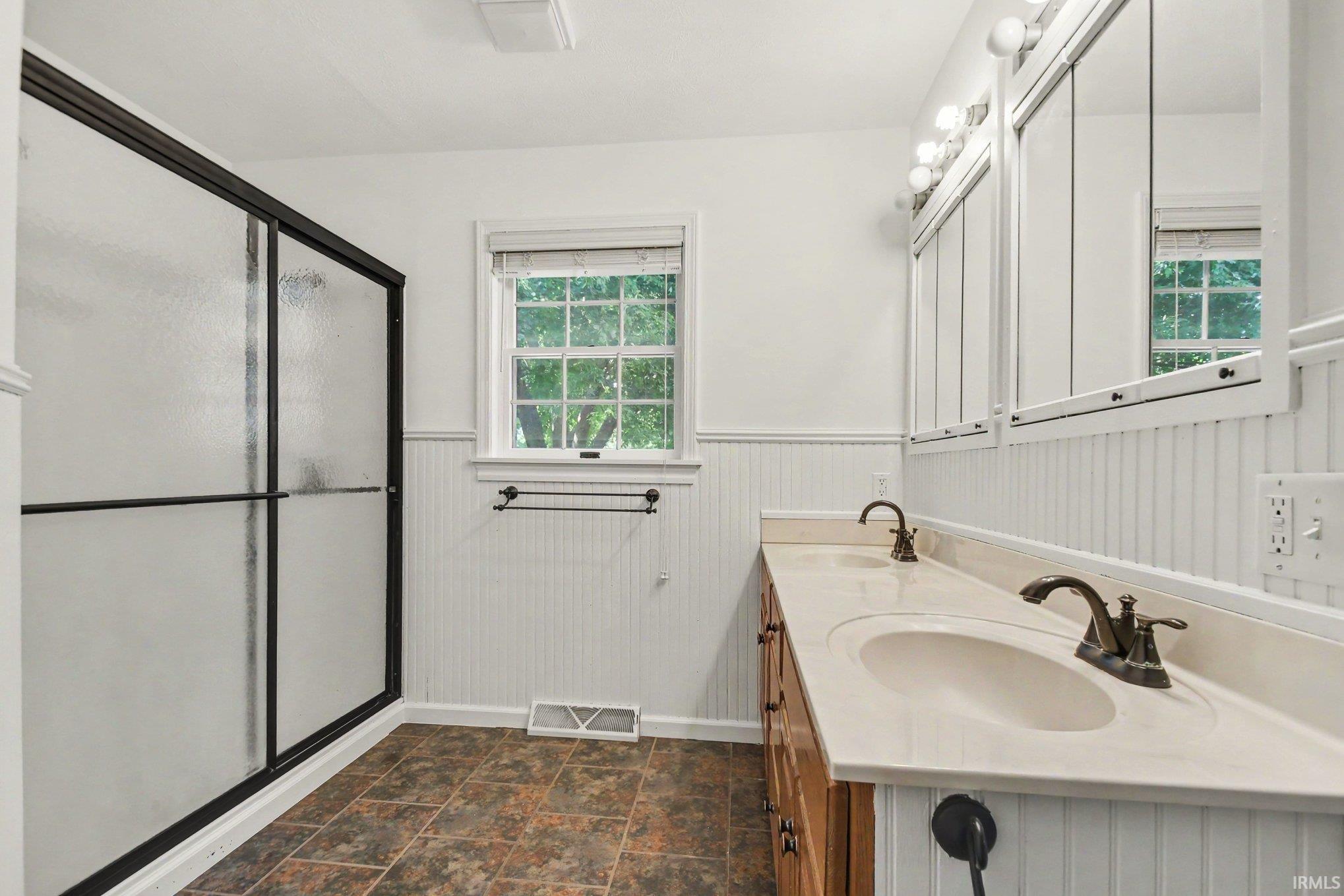 1402 Ashton Court Goshen IN 46526