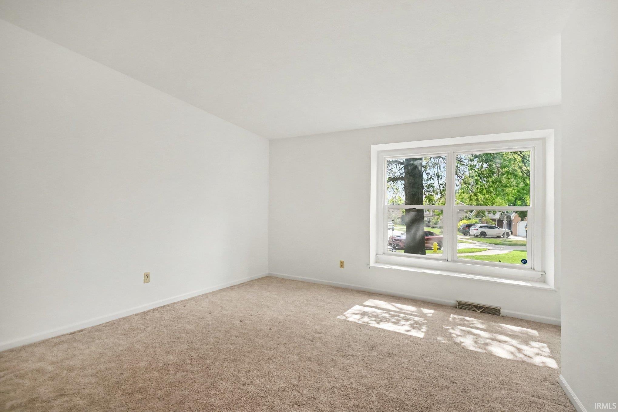 1402 Ashton Court Goshen IN 46526