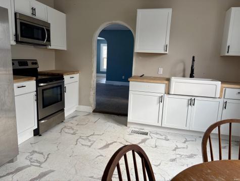 1815 Sherman Avenue South Bend IN 46616