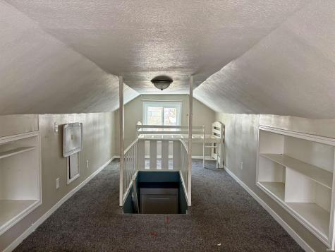 1815 Sherman Avenue South Bend IN 46616