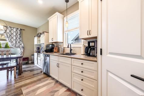 1200 N Wild Pine Drive Yorktown IN 47396