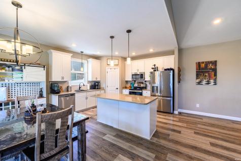 1200 N Wild Pine Drive Yorktown IN 47396