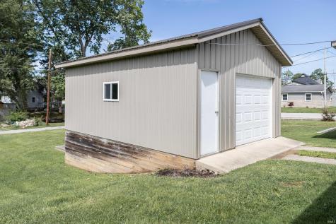 1707 12th Street Bedford IN 47421
