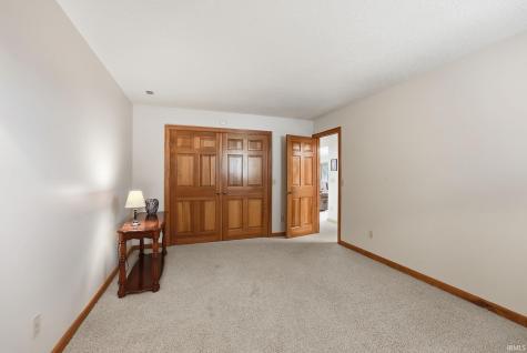 910 Calverton Court Fort Wayne IN 46825