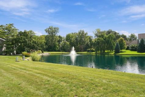 910 Calverton Court Fort Wayne IN 46825