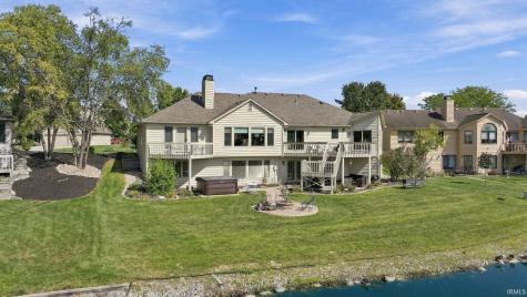 910 Calverton Court Fort Wayne IN 46825