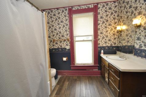 222 N Vine Street Muncie IN 47302