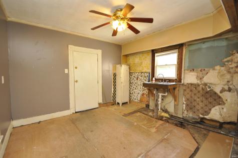 222 N Vine Street Muncie IN 47302