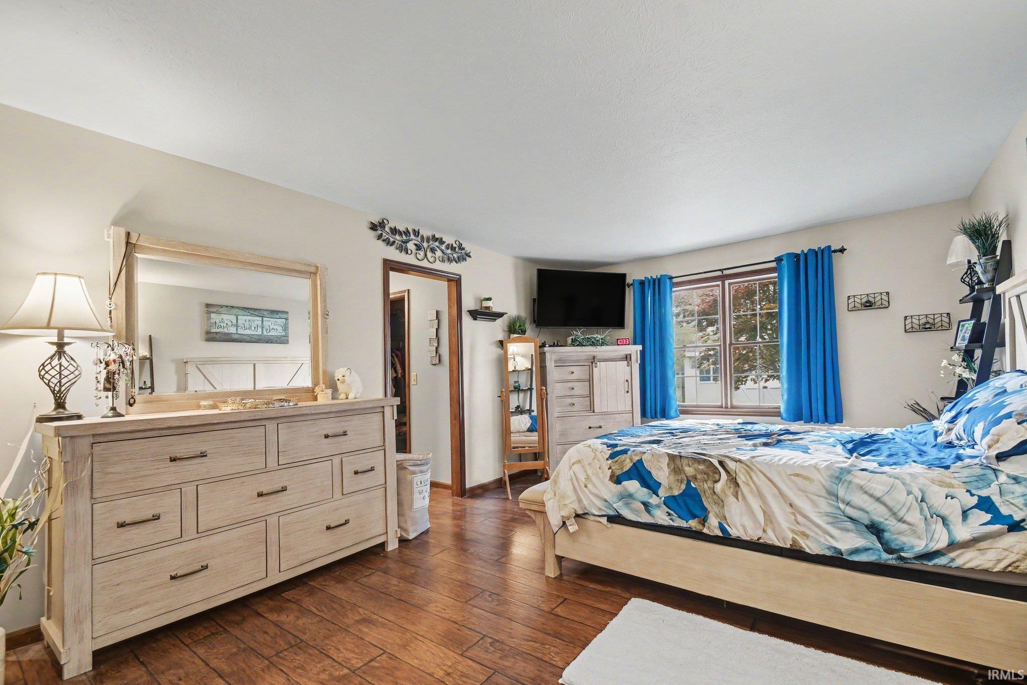 56235 Hollingshead Drive Mishawaka IN 46545
