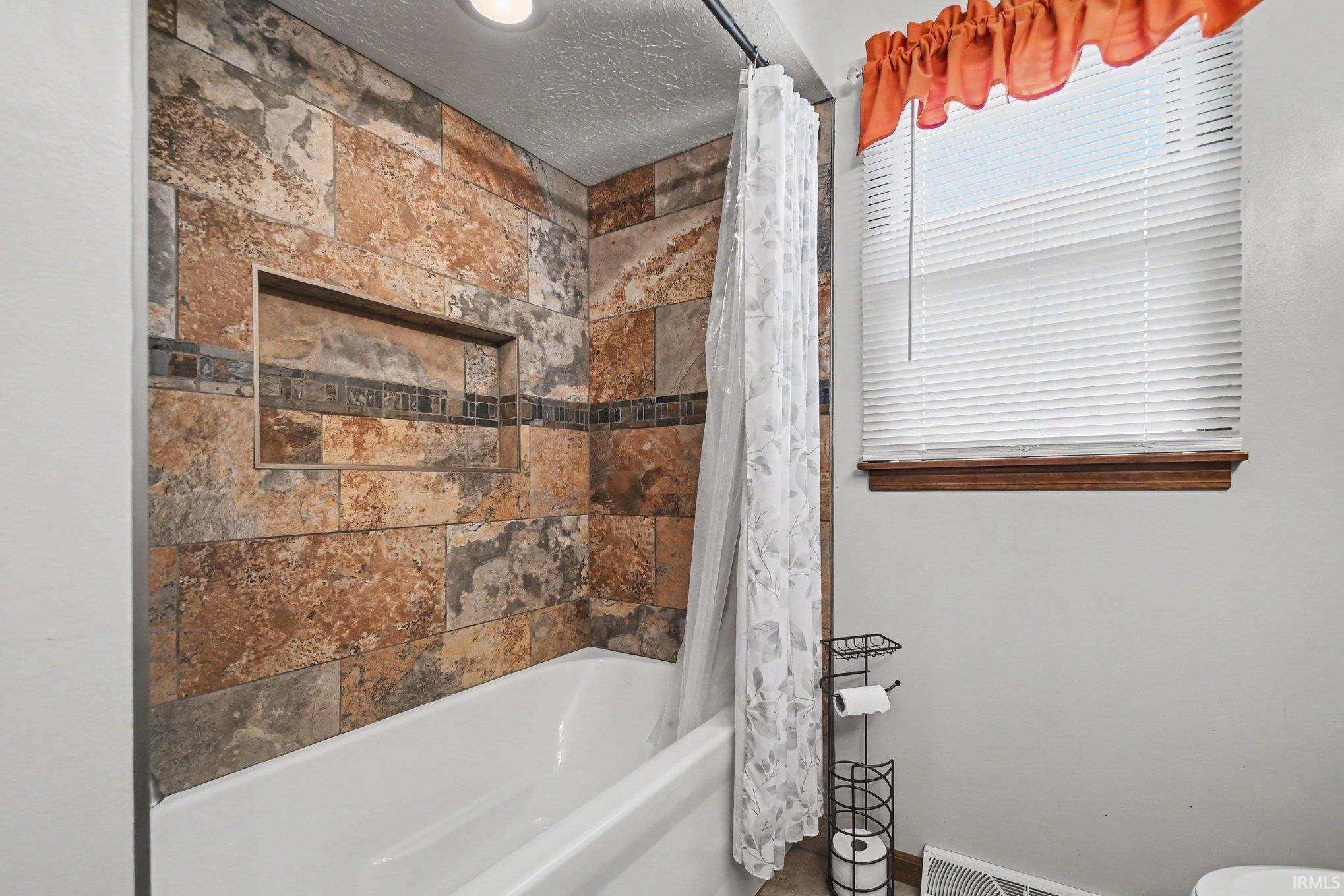 56235 Hollingshead Drive Mishawaka IN 46545