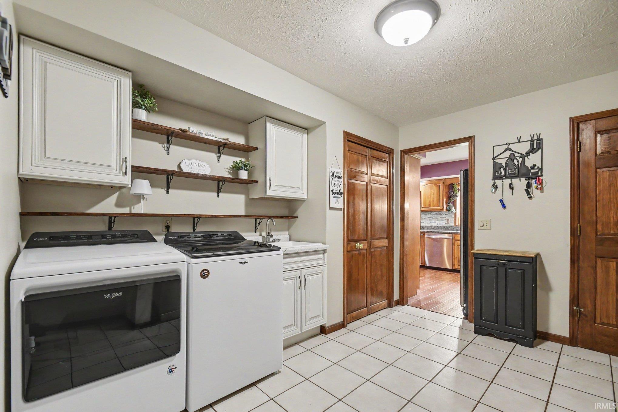 56235 Hollingshead Drive Mishawaka IN 46545