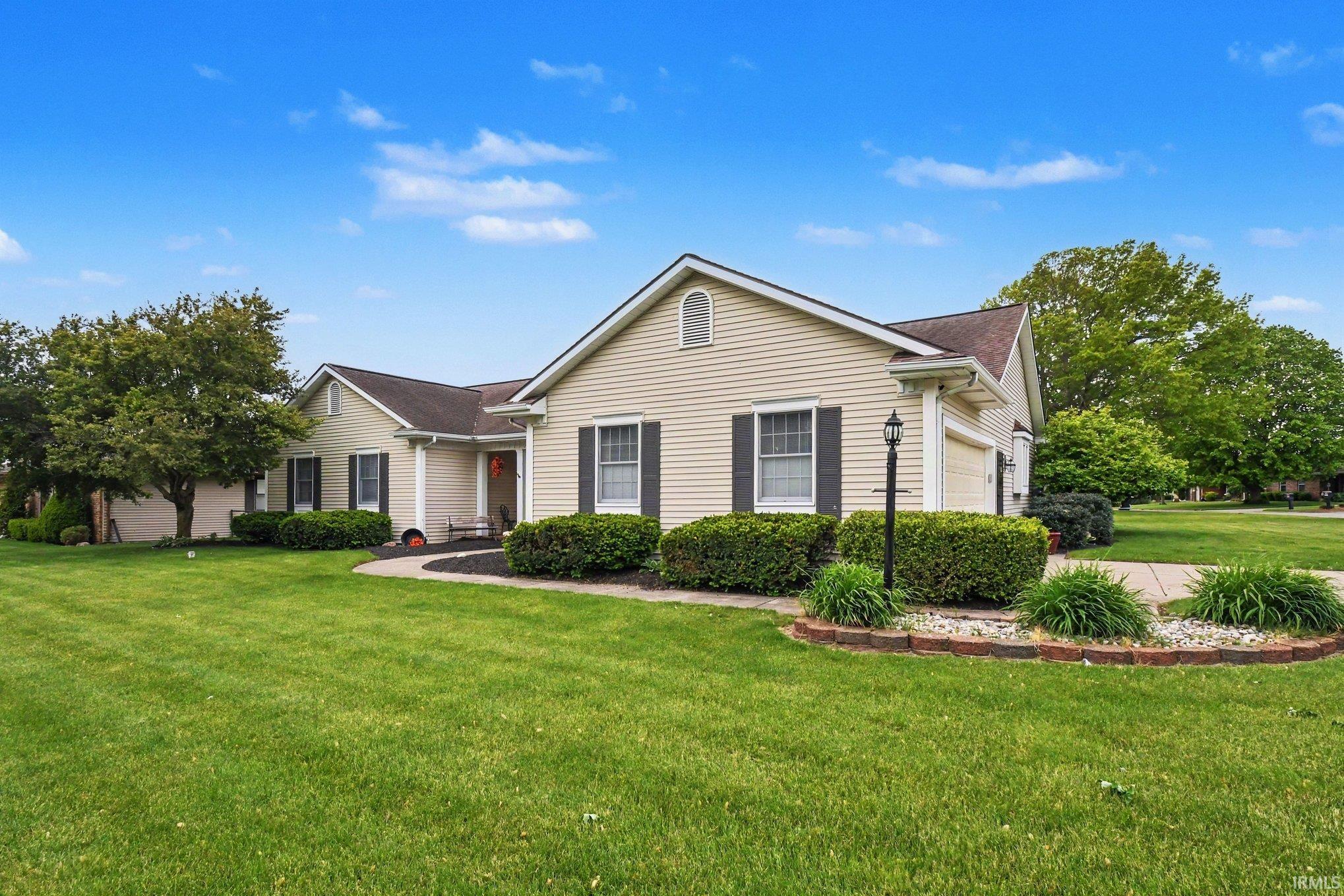 56235 Hollingshead Drive Mishawaka IN 46545