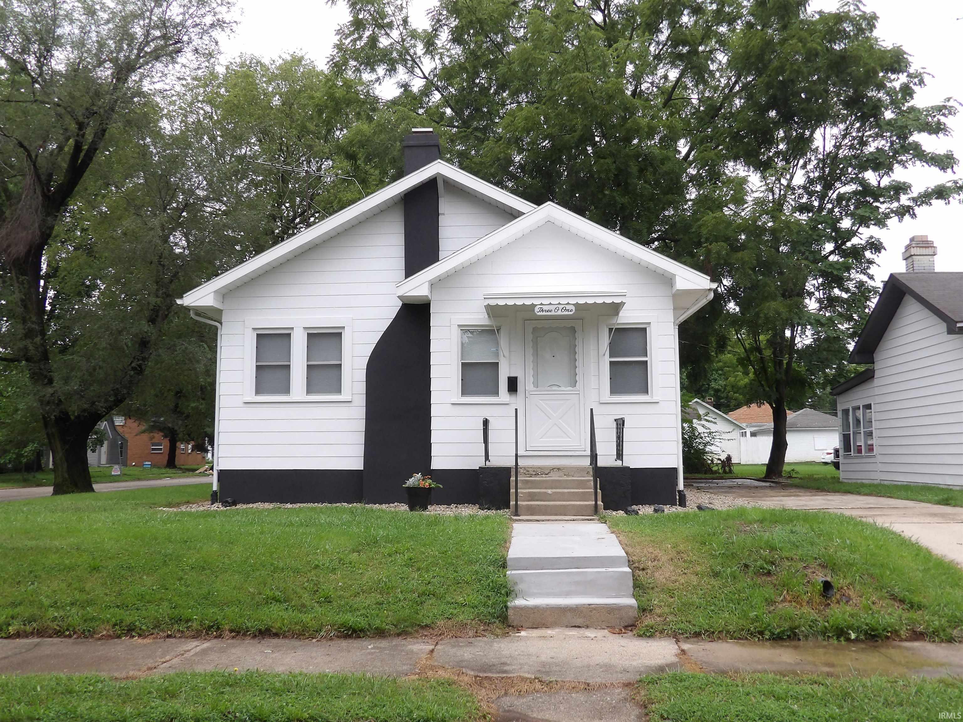 301 N Light Street Muncie IN 47303