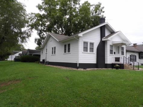 301 N Light Street Muncie IN 47303