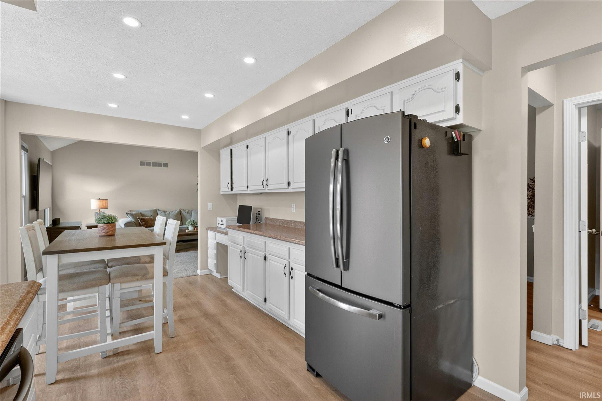21968 Sandy Hill Lane South Bend IN 46628