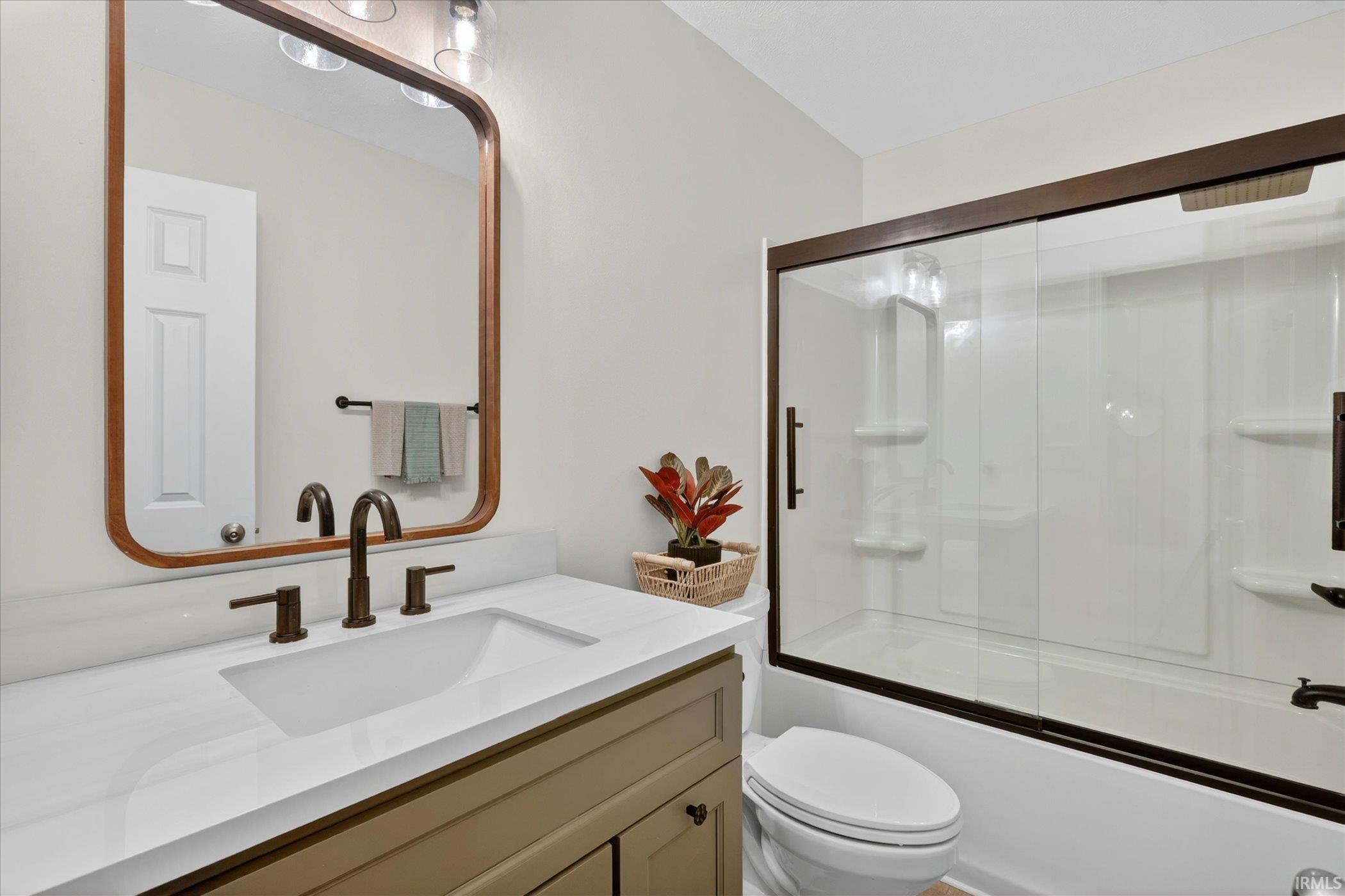 21968 Sandy Hill Lane South Bend IN 46628
