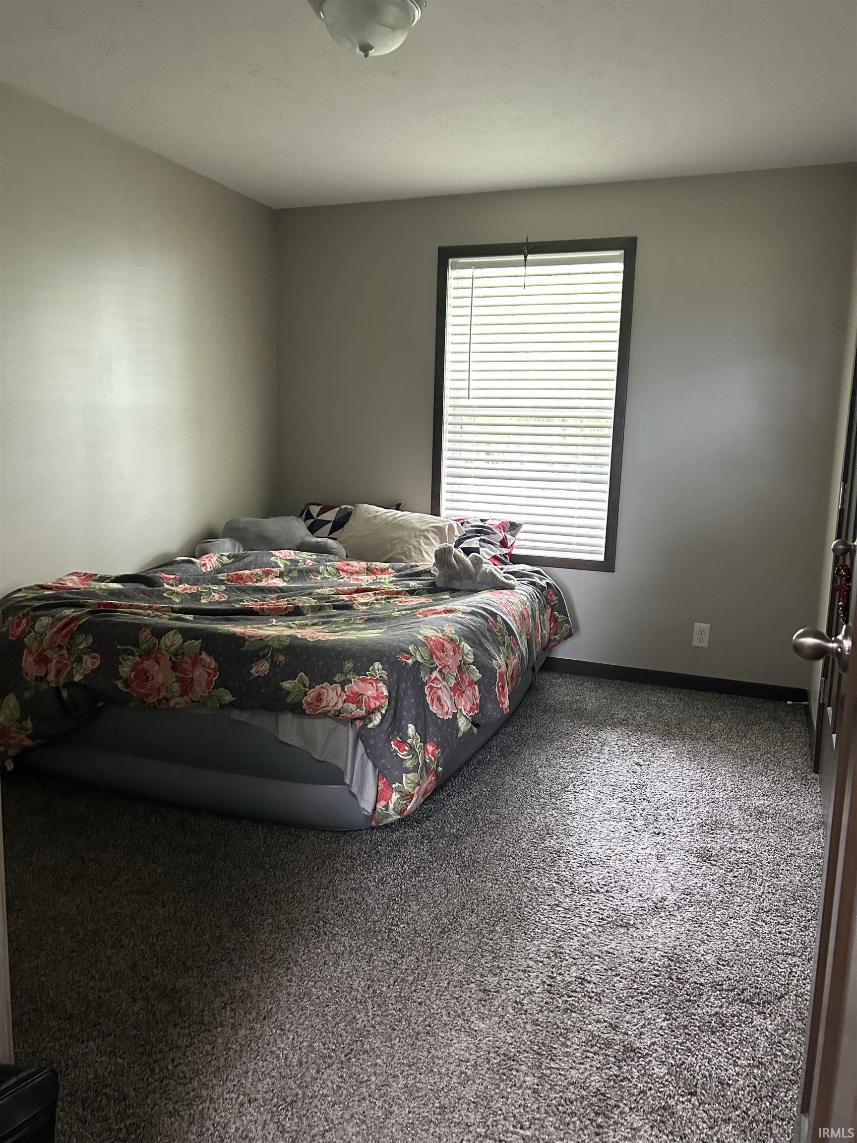 9013 S 300 E Macy IN 46951
