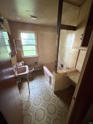 1033 Windsor Road Fort Wayne IN 46825