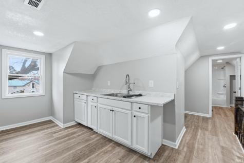 814 S Jefferson Street Huntington IN 46750