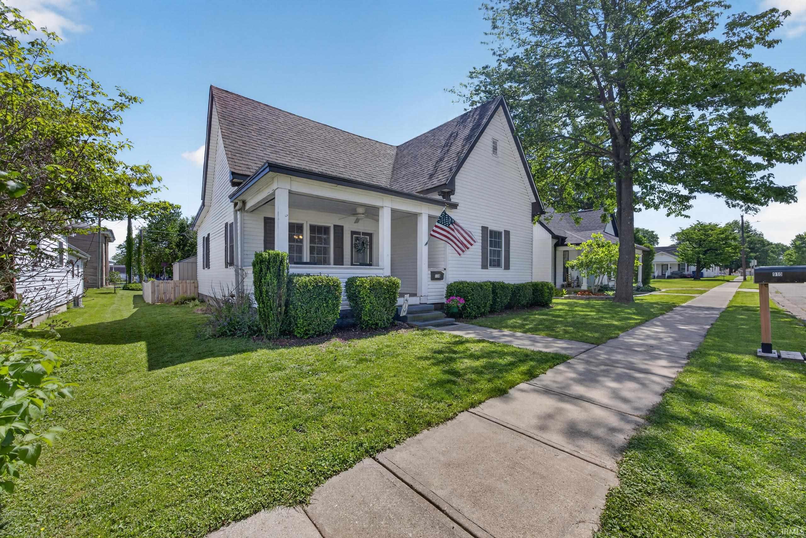 910 W Oak Street Mitchell IN 47446