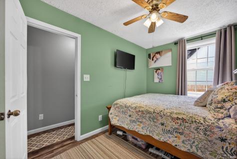 910 W Oak Street Mitchell IN 47446