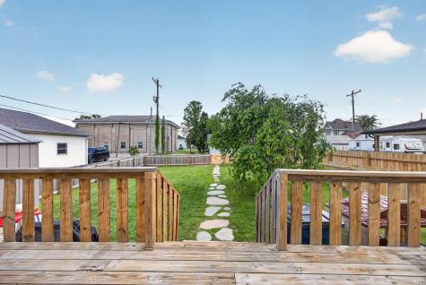910 W Oak Street Mitchell IN 47446