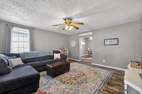 910 W Oak Street Mitchell IN 47446