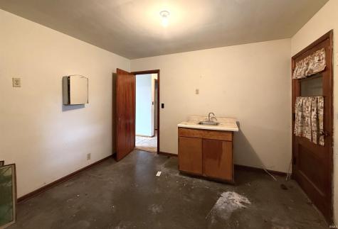 312 E Main Street Farmersburg IN 47850