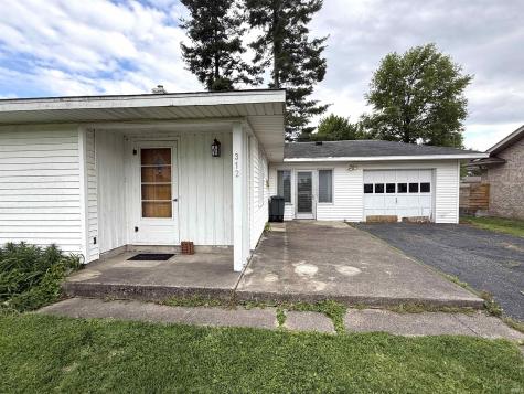 312 E Main Street Farmersburg IN 47850