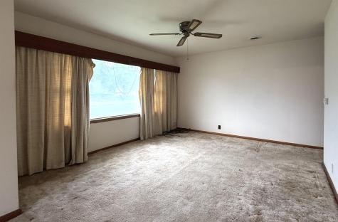 312 E Main Street Farmersburg IN 47850