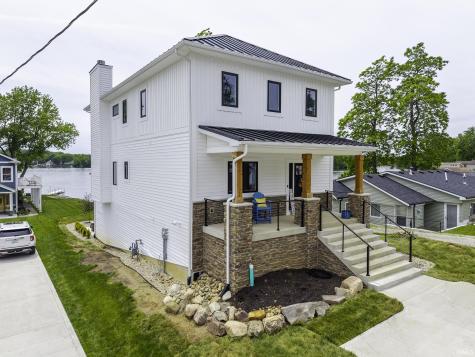 1498 N Shore Drive Rome City IN 46784