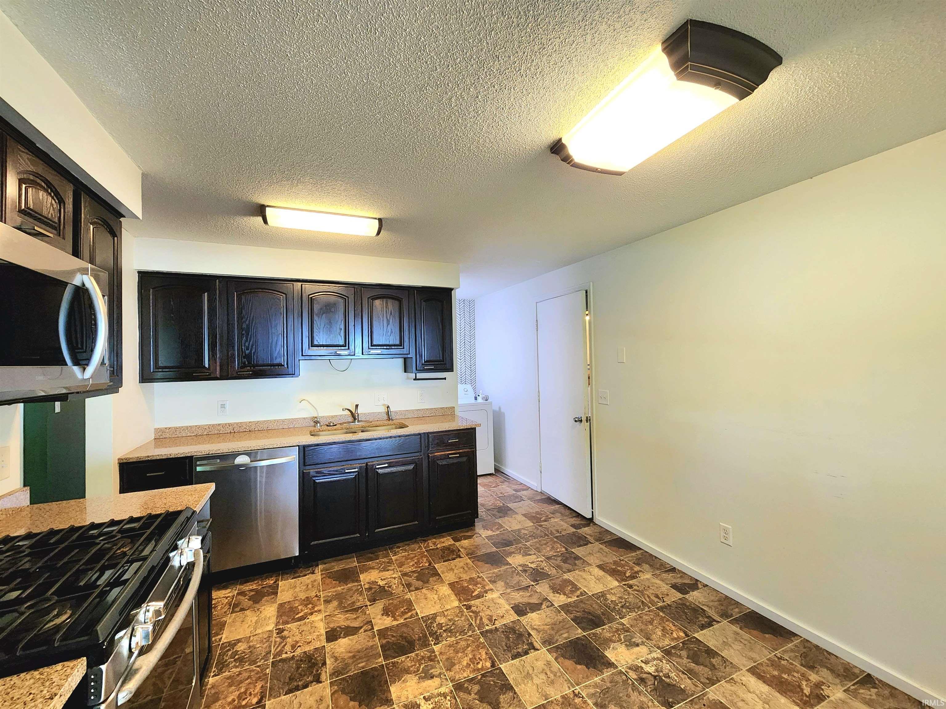 404 Aspen Court Warsaw IN 46580