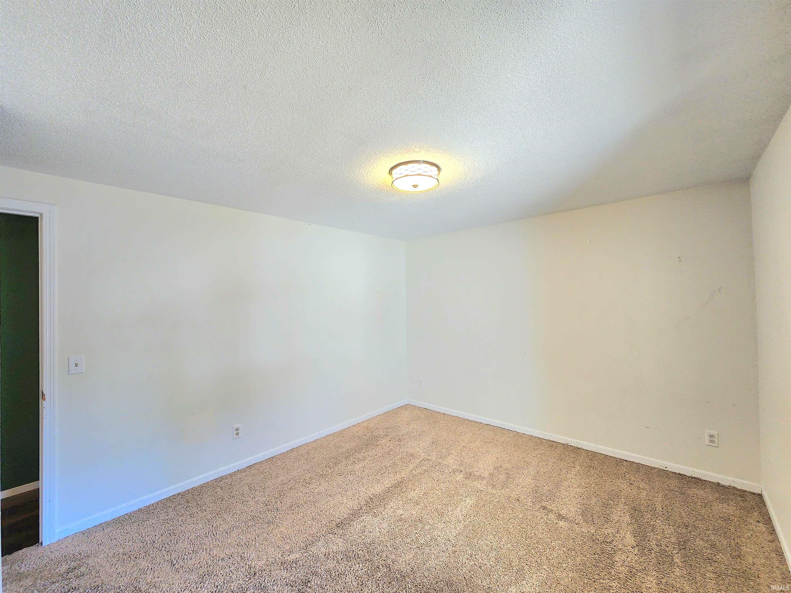 404 Aspen Court Warsaw IN 46580