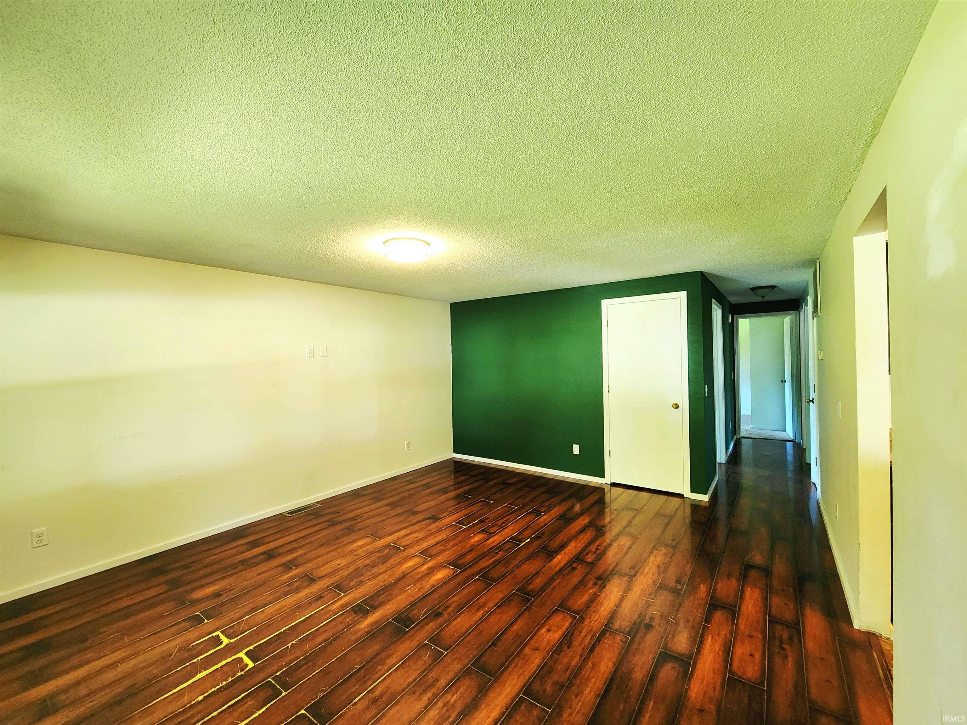 404 Aspen Court Warsaw IN 46580