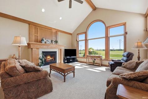 527 Chestnut Hills Parkway Fort Wayne IN 46814