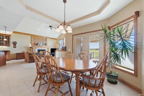527 Chestnut Hills Parkway Fort Wayne IN 46814