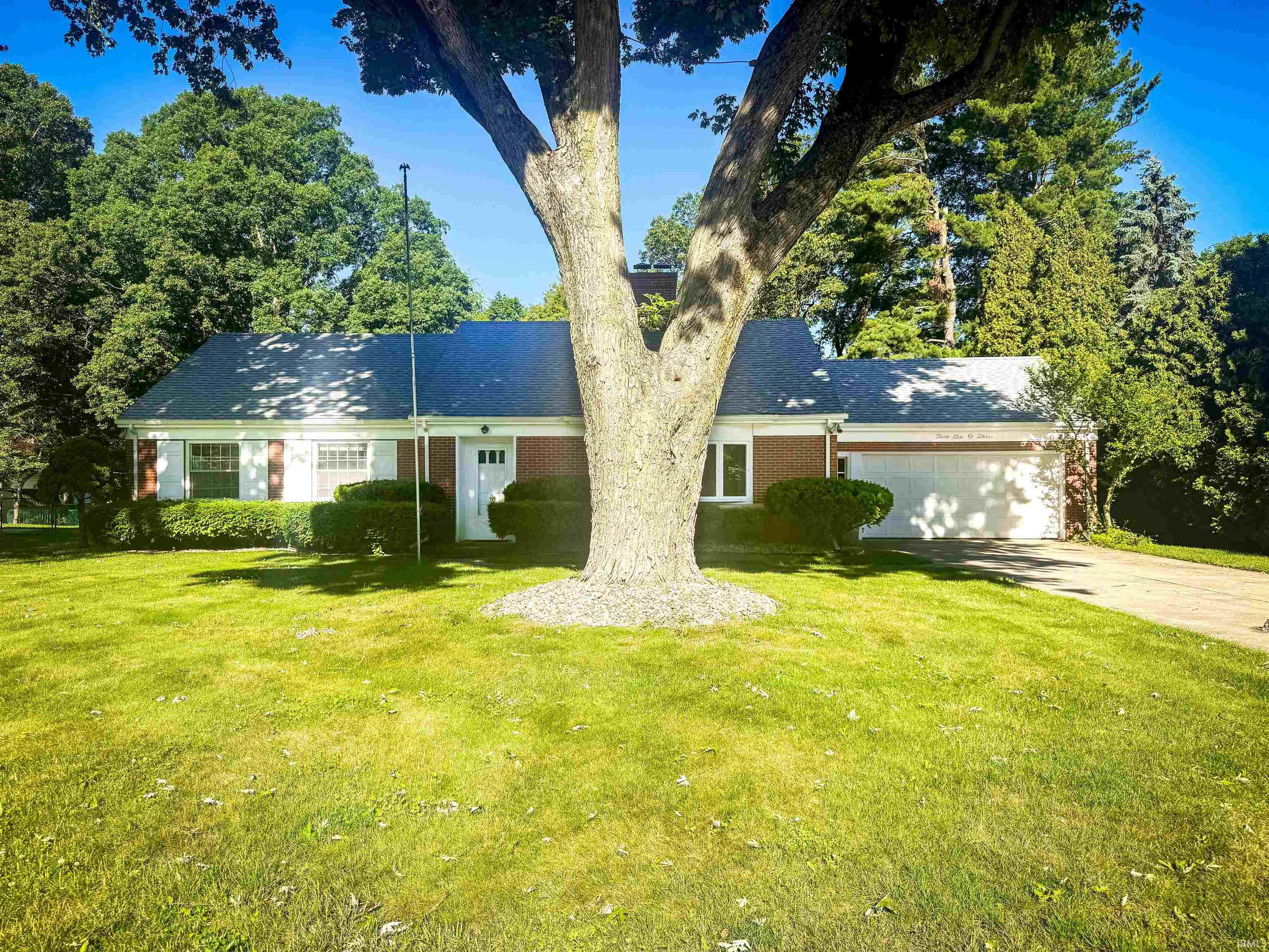 2603 Woodland Avenue Goshen IN 46526