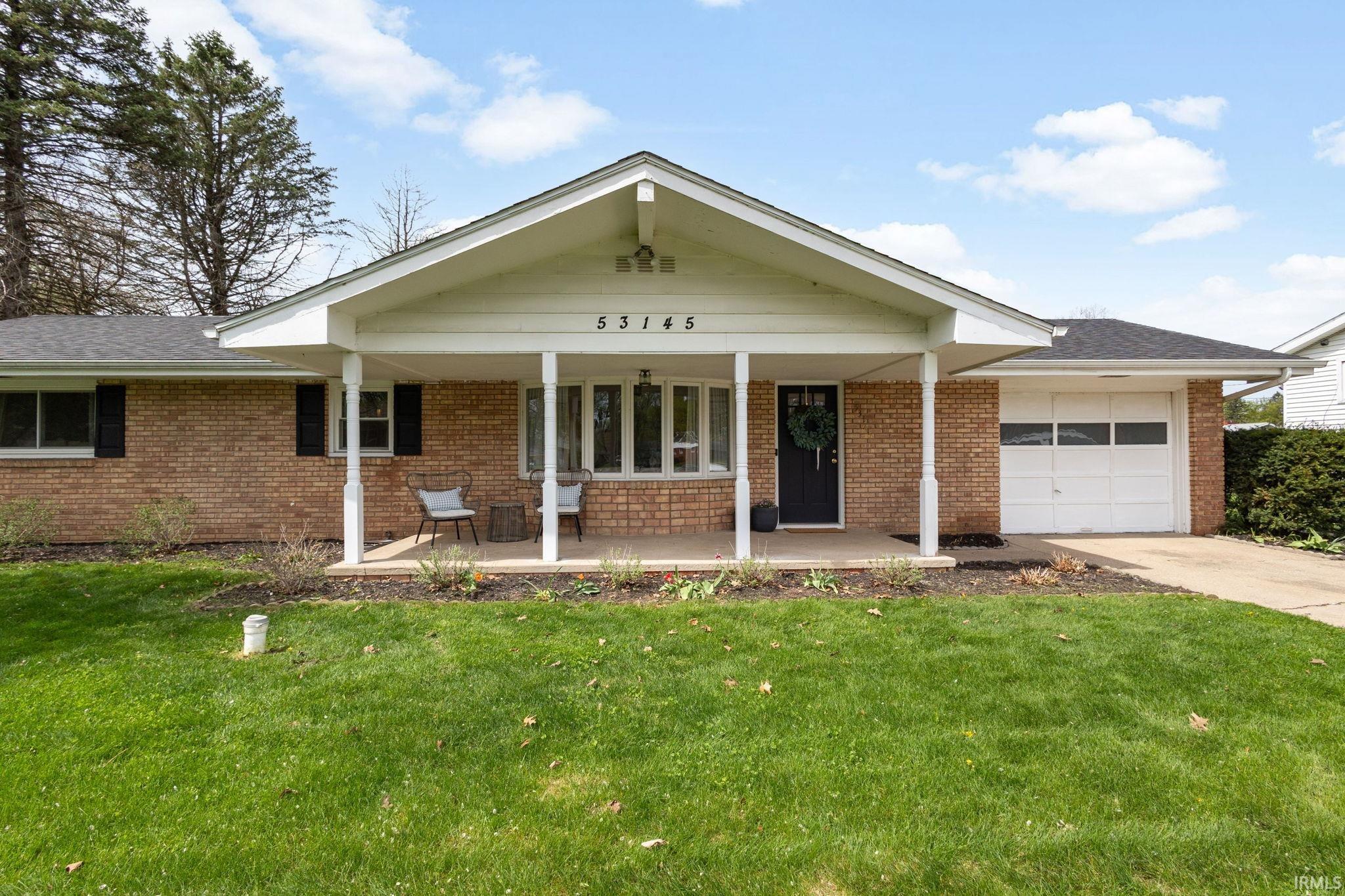 53145 Oakton Drive South Bend IN 46637