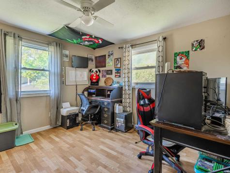 6923 Mowhawa Drive Fort Wayne IN 46815