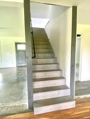 2339 E Tulip Road Bloomfield IN 47424