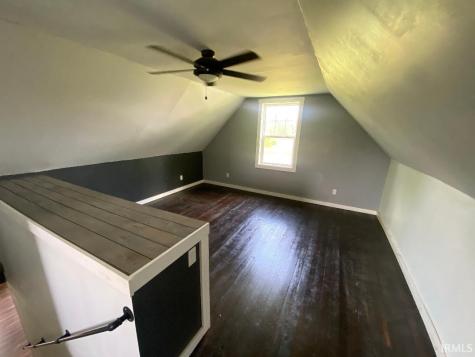 2339 E Tulip Road Bloomfield IN 47424