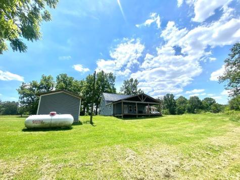 2339 E Tulip Road Bloomfield IN 47424