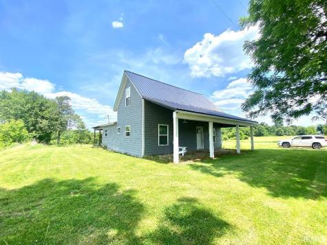 2339 E Tulip Road Bloomfield IN 47424
