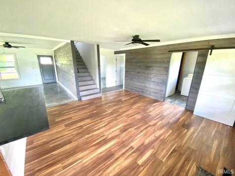 2339 E Tulip Road Bloomfield IN 47424