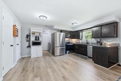 7409 Parliament Place Fort Wayne IN 46835