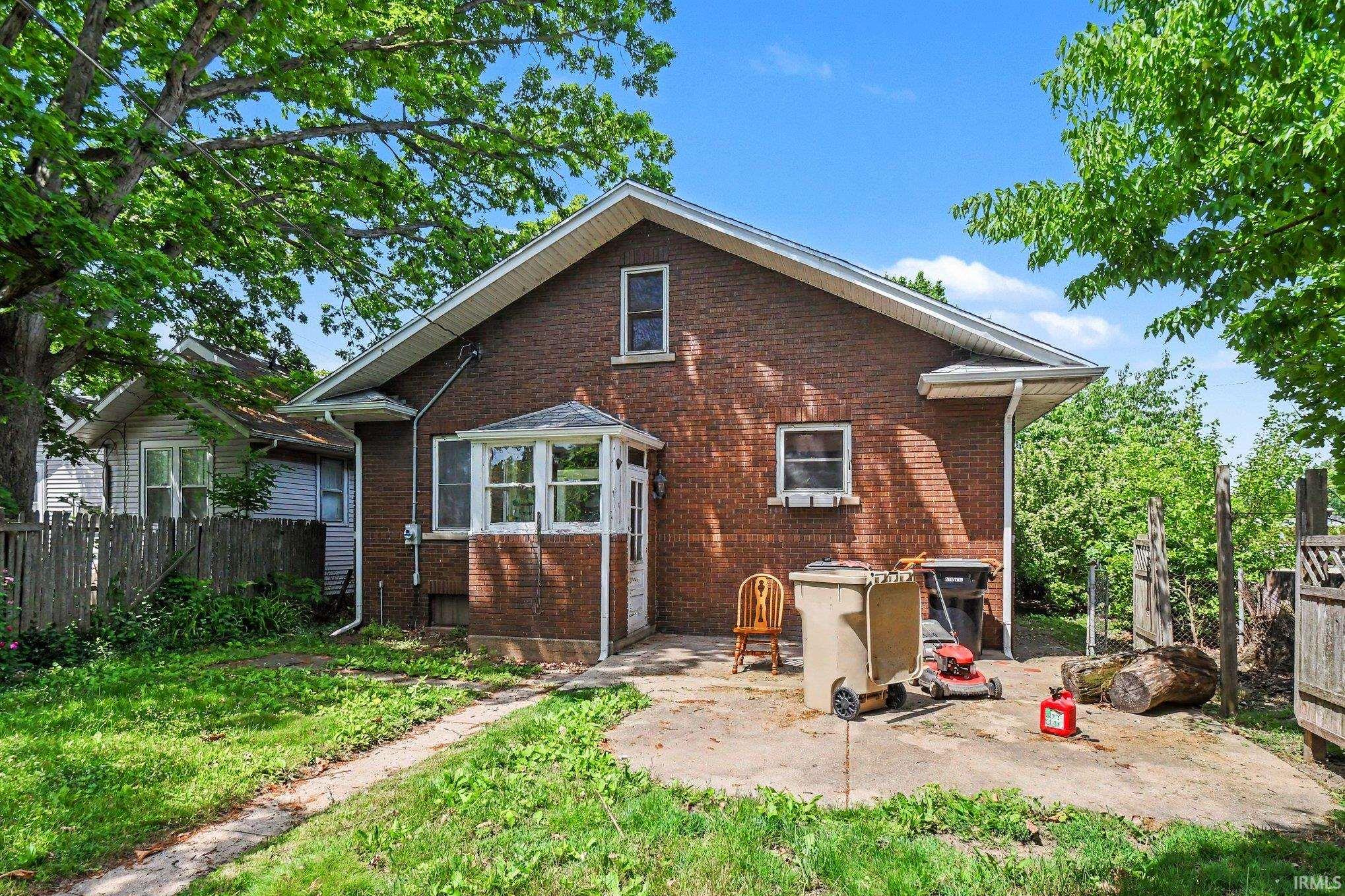 918 S 27th Street South Bend IN 46615